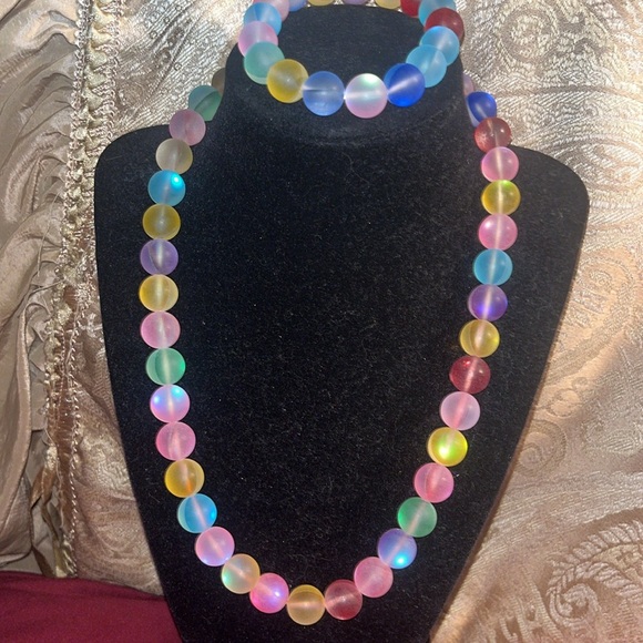 New beautiful colored glass stretch bracelet n necklace  great-quality - Picture 2 of 6